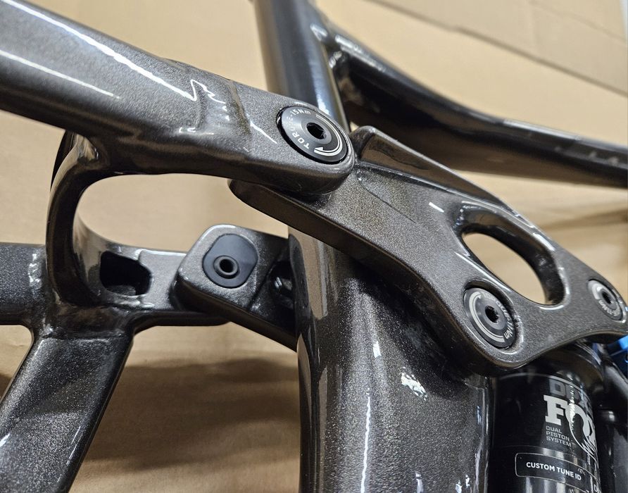 Rama frameset GIANT TRANCE X II M , Fox DPX2 , DUB ( trail , enduro )