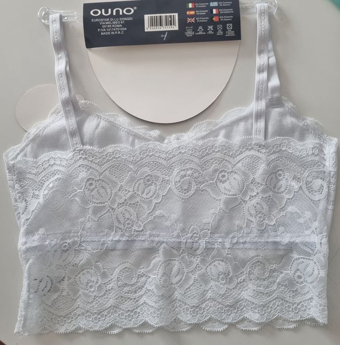 Bralettes de renda branco/preto e saiote preto. 4€ cada