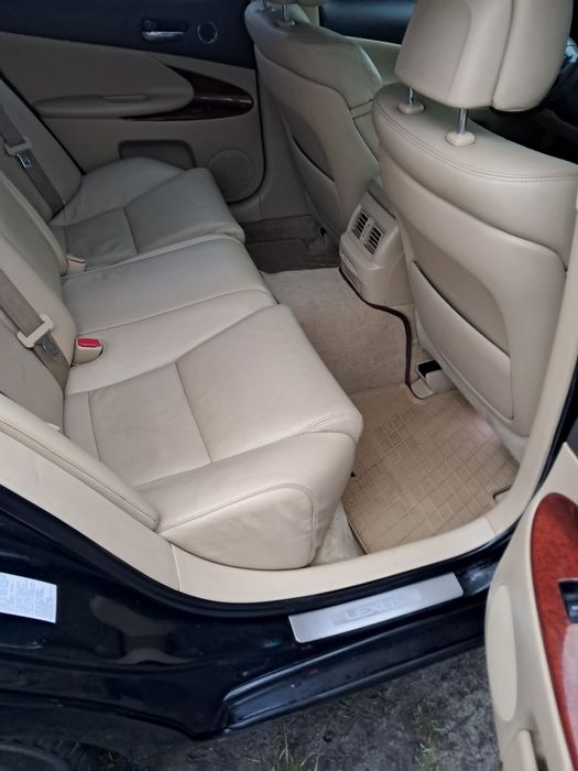 Lexus GS350.            .