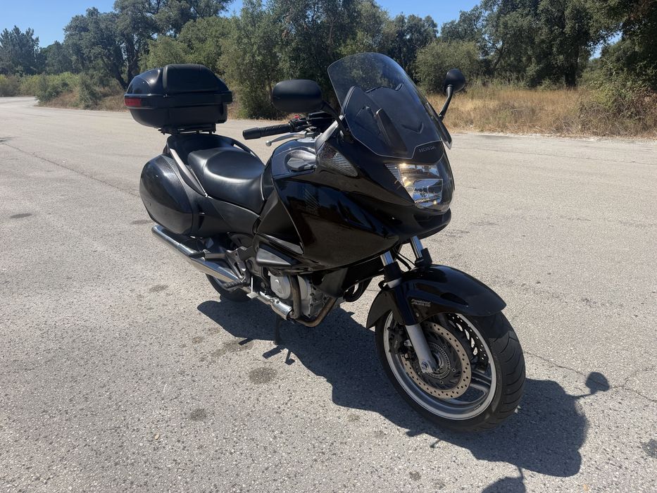 Honda Deauville 700, Revisão , pneus