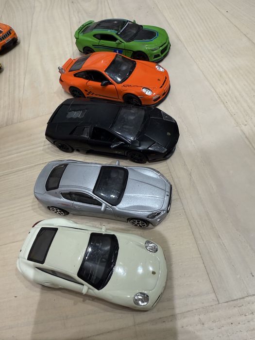 Металеві машинки модельки Porsche Lamborghini Mercedes Mustang Geep