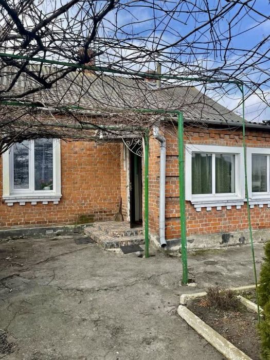 Будинок 22 км від ЛУЦЬКА