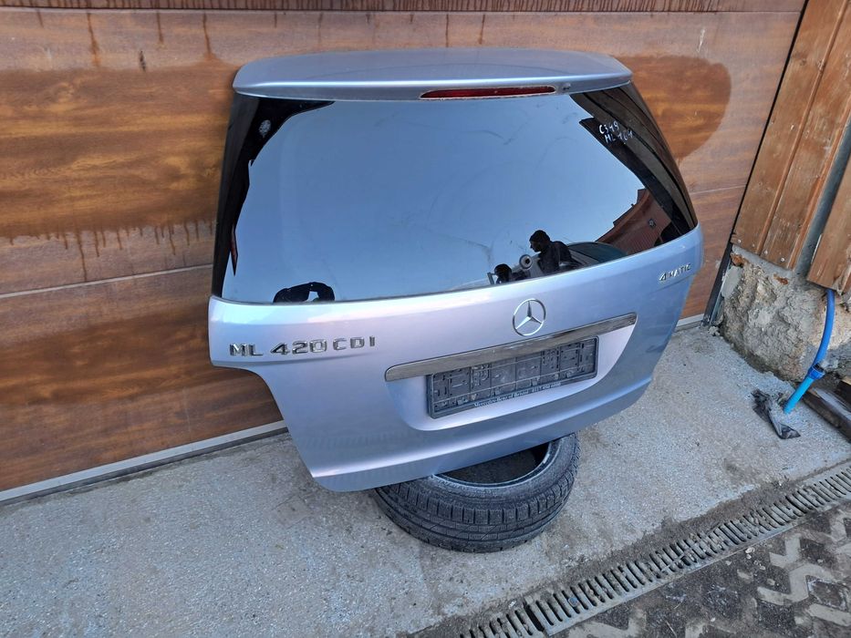 Tylna klapa mercedes ml w164 c349