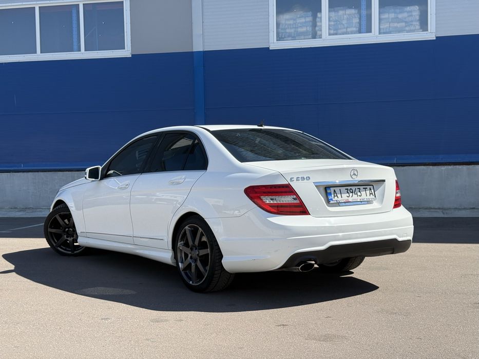 MERCEDES-BENZ C 250 2013 VIN WDDGF4HB3EG237788 фото оголошення 2 з 10
