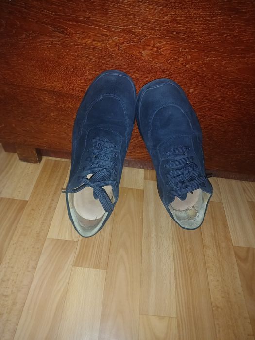 Продам зимние ботинки