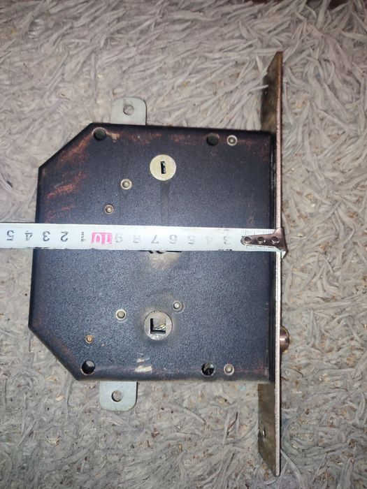 Замок class сувальднный