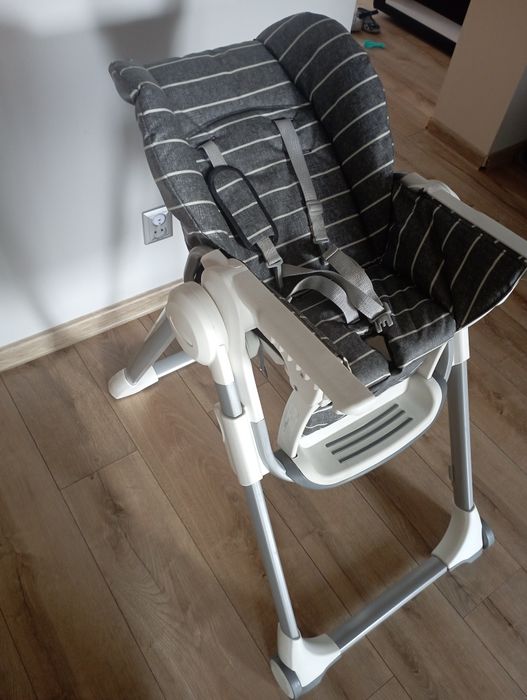 Krzesełko do karmienia Graco Swift Fold Suite Me