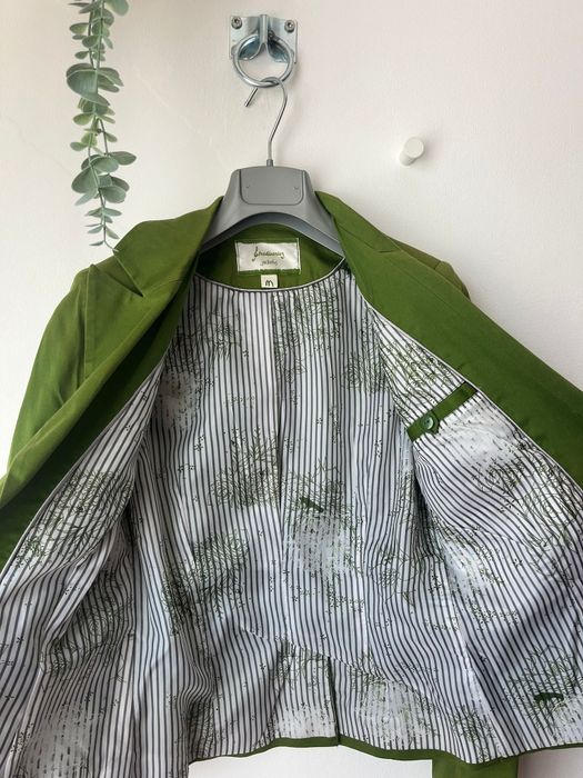 Blazer verde vibrante n⁰ M Stradivarius