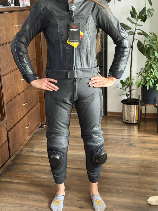 Kombinezon motocyklowy dwucześciowy