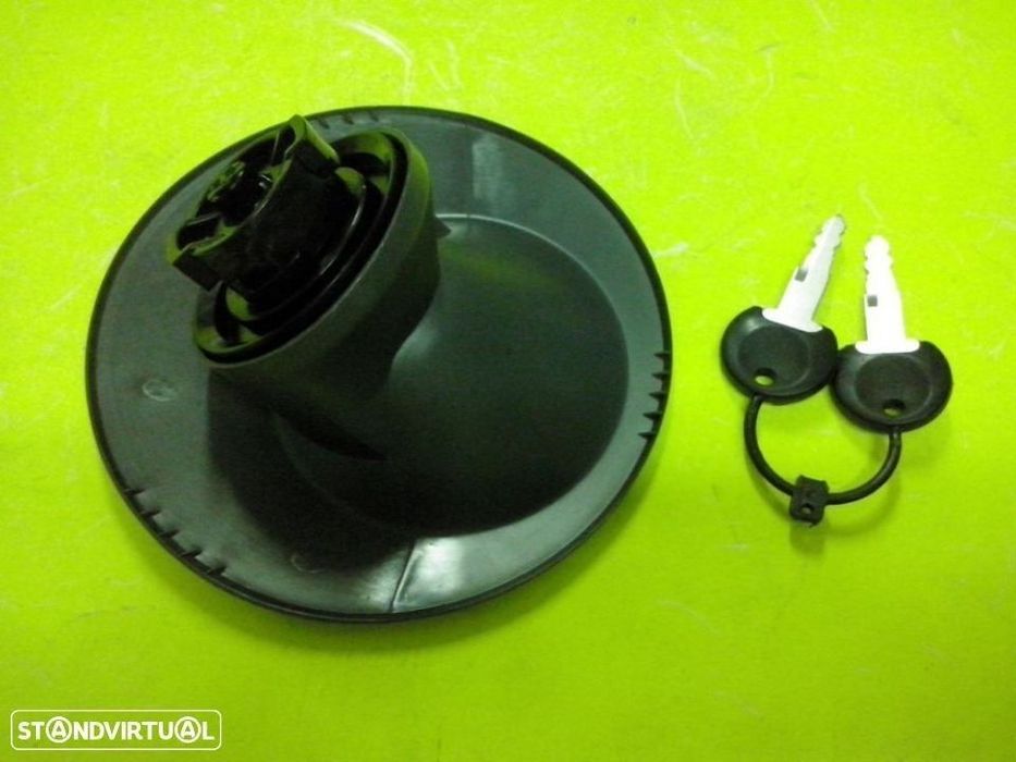 Tampa do gasóleo Renault Kangoo (Nova )