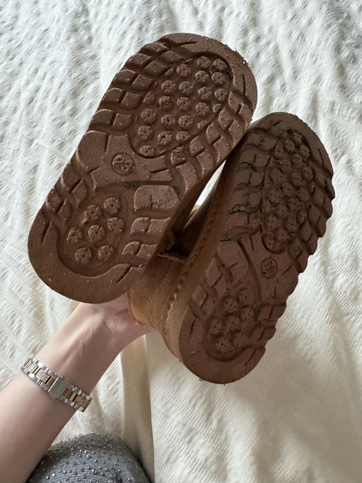 Brązowe buty jak ugg dla dziewczynki 23