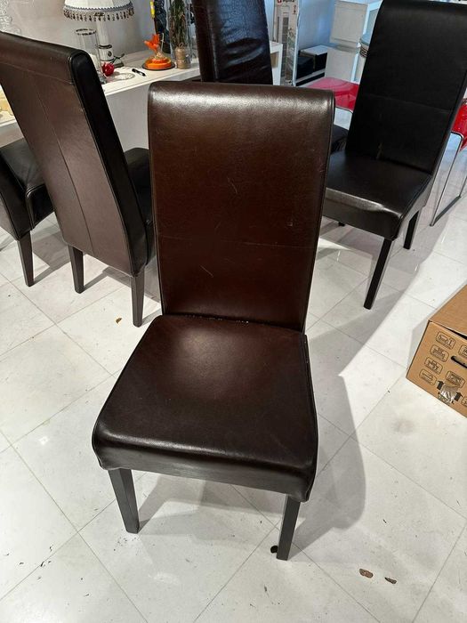 Mesa de Jantar e Cadeiras Fendi