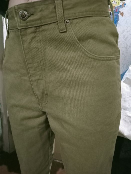 Джинси моми від бренду Aigner