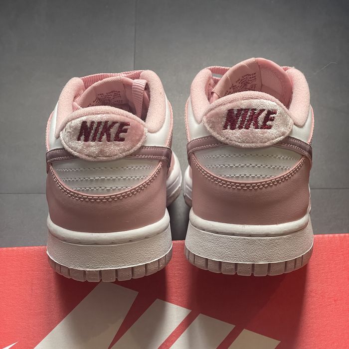 Nike Dunk Low Pink Velvet Glaze