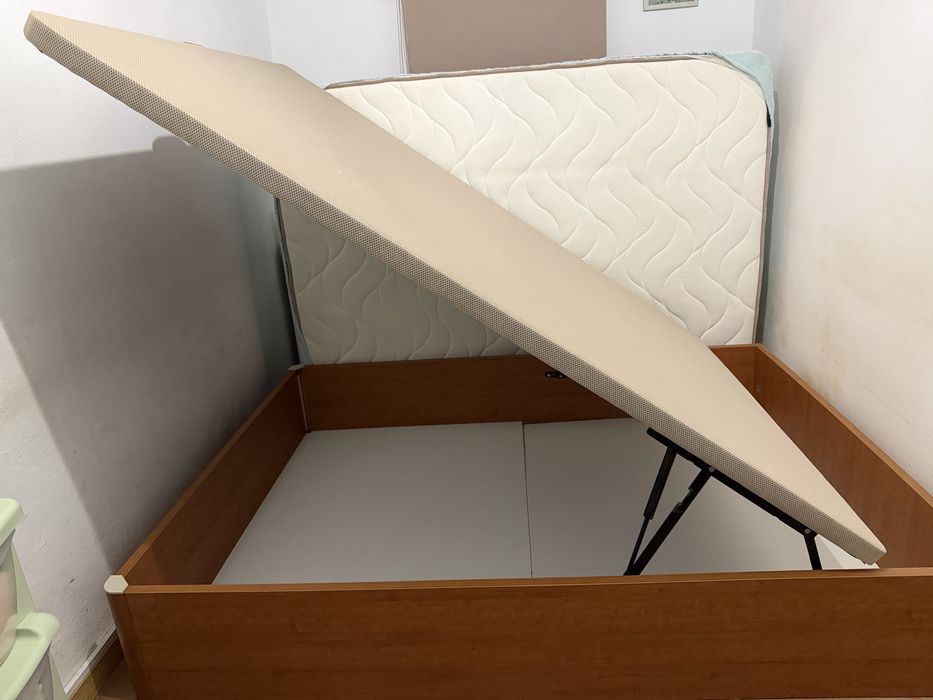 Cama casal 1.40 por 1.90