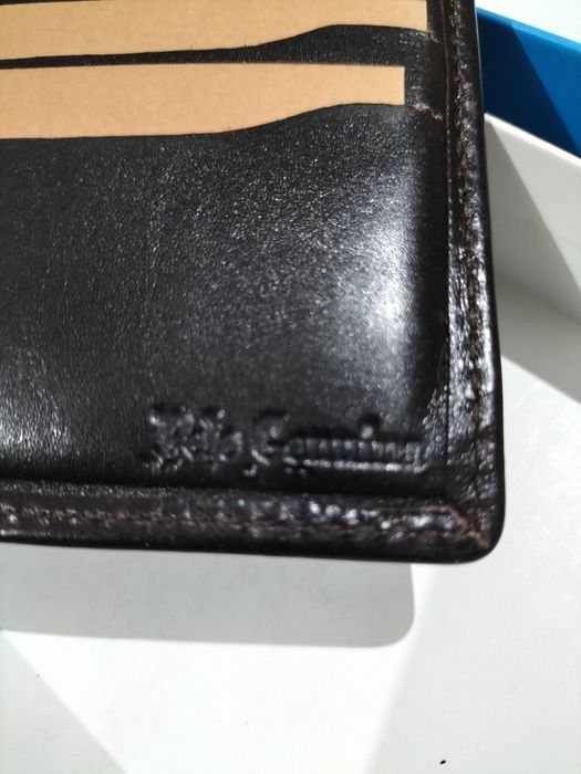 Porta cartões em pele genuína castanho escuro