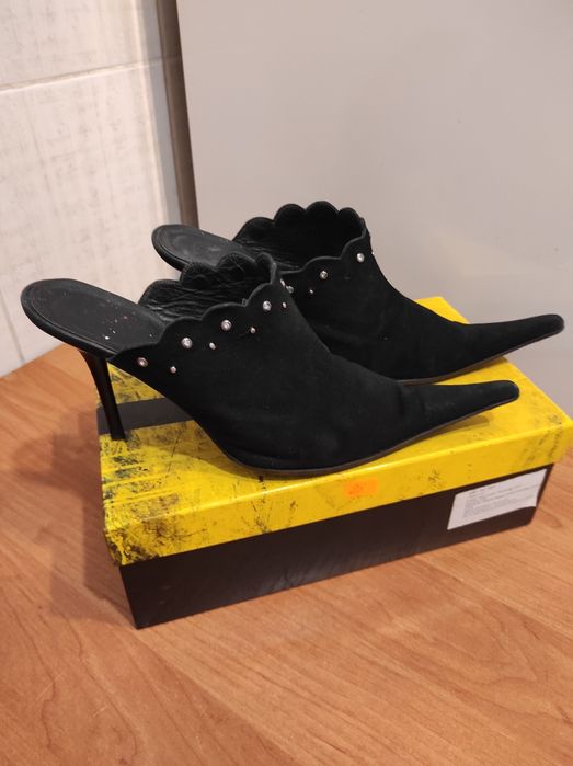 Мюліі, сабо,шлепки нат замш