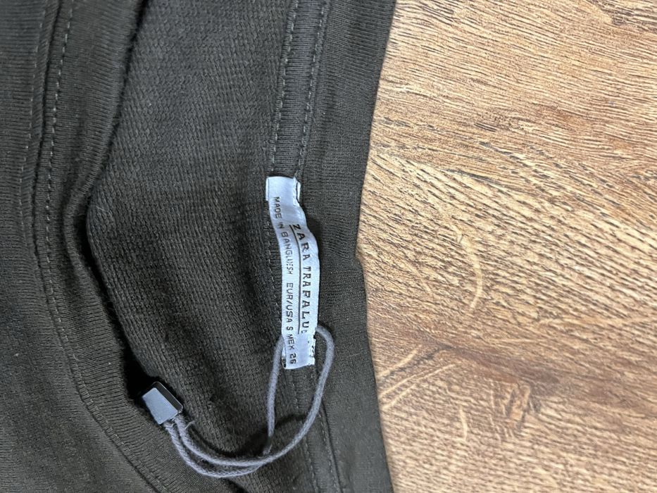 Sukienka falbanka Zara