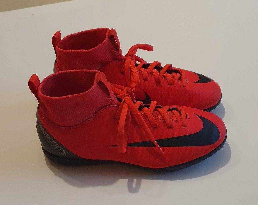 Buty NIKE eur 37,5