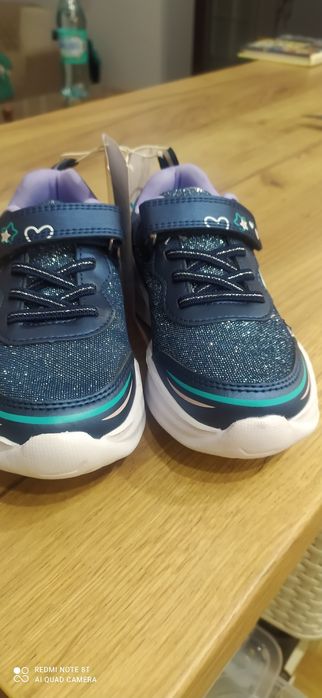 Nowe buty dziewczęce swiecące r. 29
