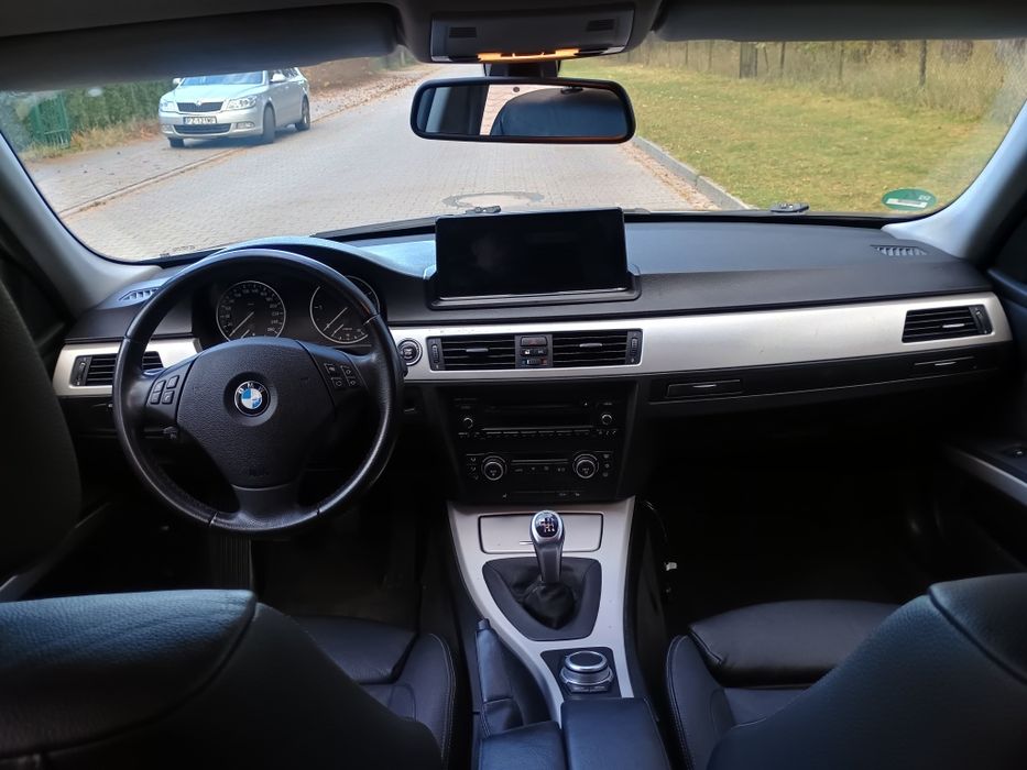 BMW seria  3 E 91 318 d
