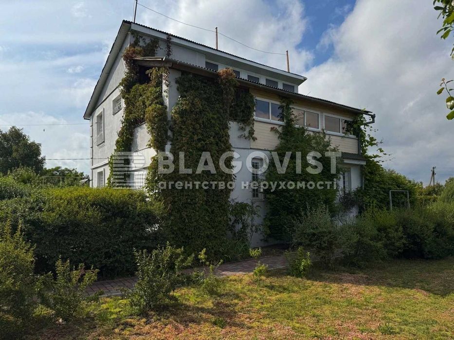 2-поверховий будинок Вишеград Бучанський  Київська обл 30 км від Києва