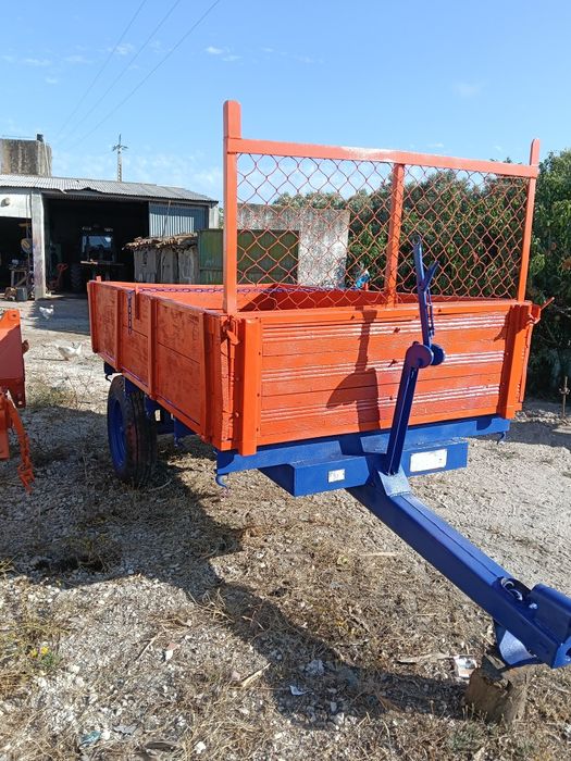 Reboque agrícola 2.5 T
