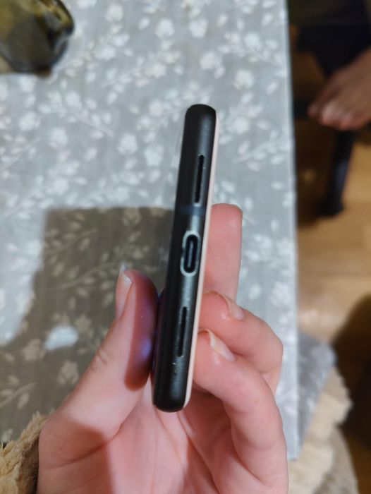 Обмен pixel 6 8/128 neverloc