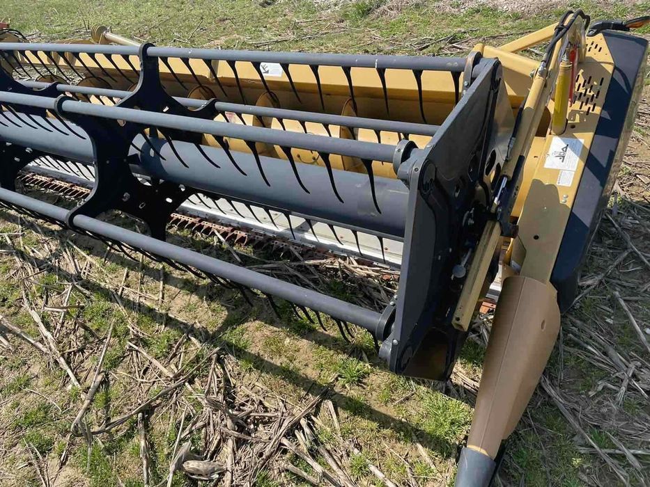 жатка Claas Maxflex 1050