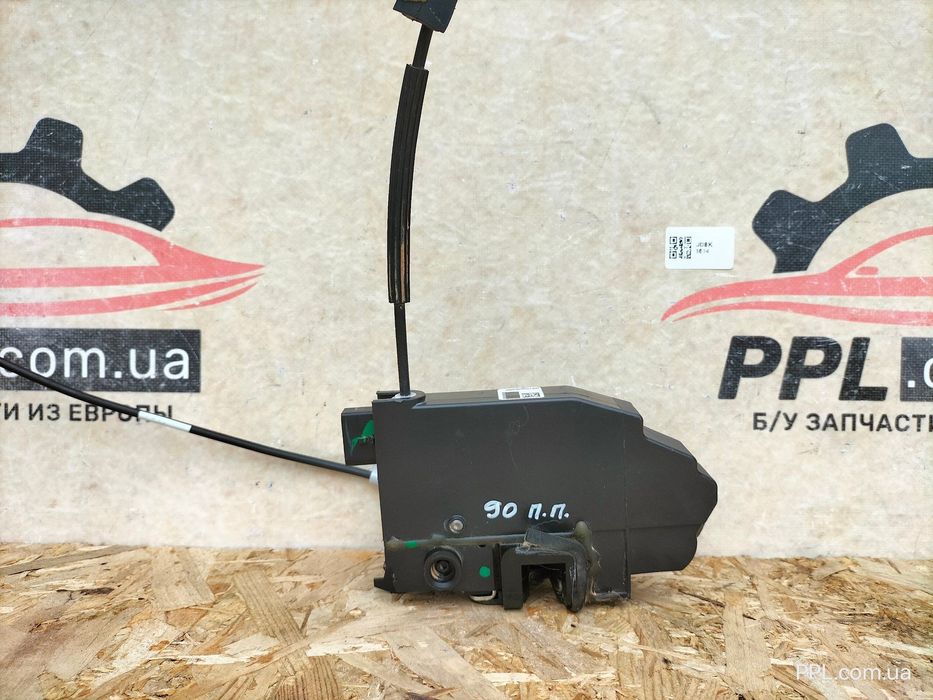 Peugeot 308 II 2013-2021 замок двери передней правой 7 pin 9810309380