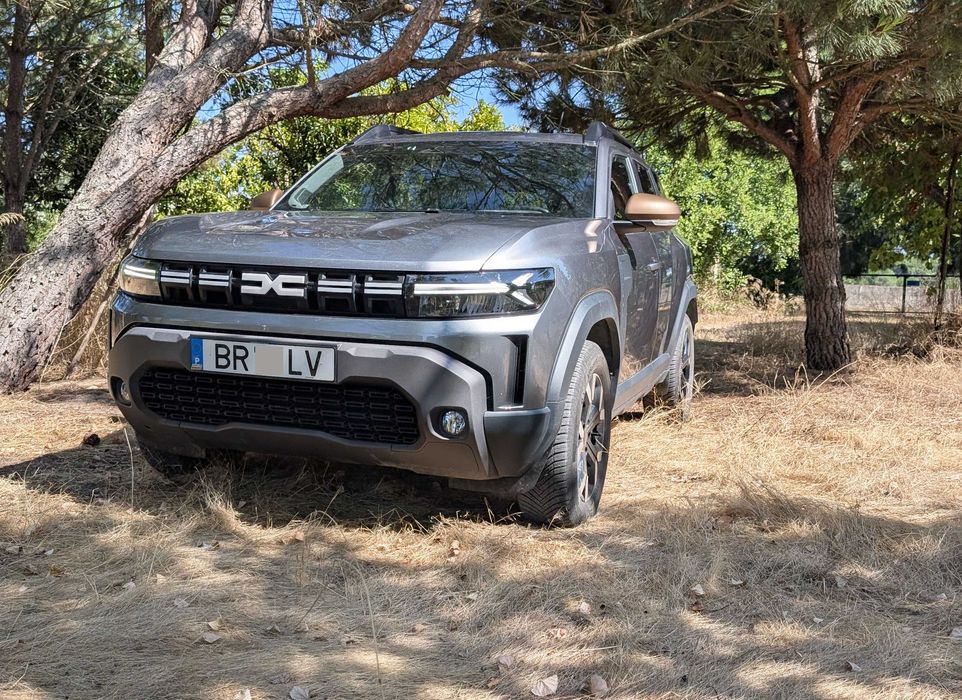 Vende-se Dacia Duster 4x4 Extreme Mild-Hybrid — Com Garantia até 2028