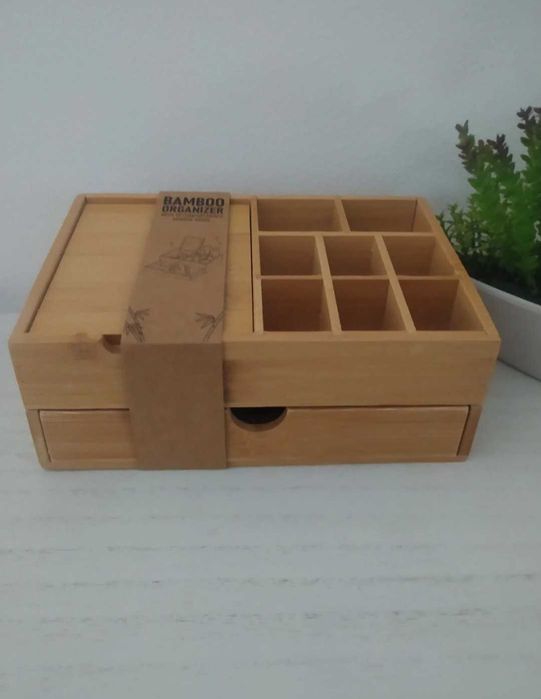 Organizador de maquilhagem em bambu