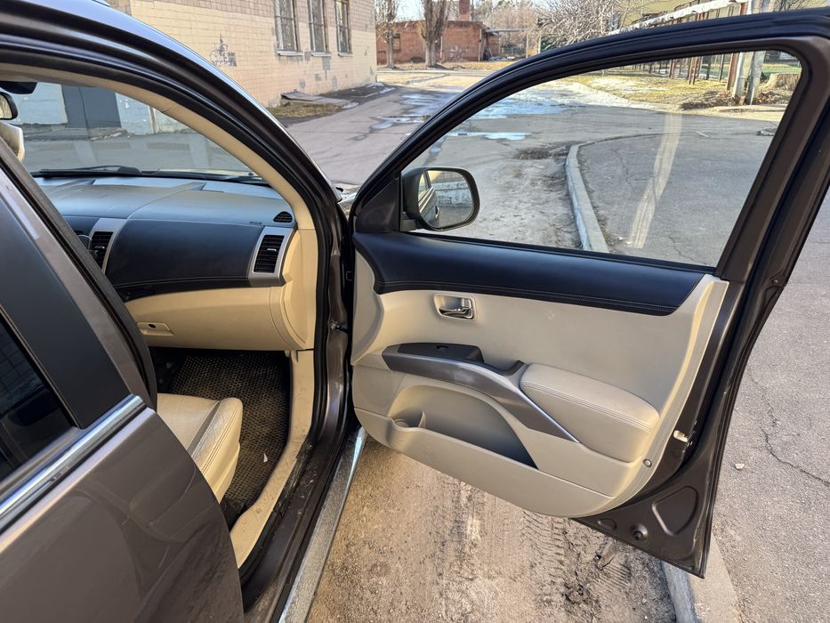 Продам Пежо 4007