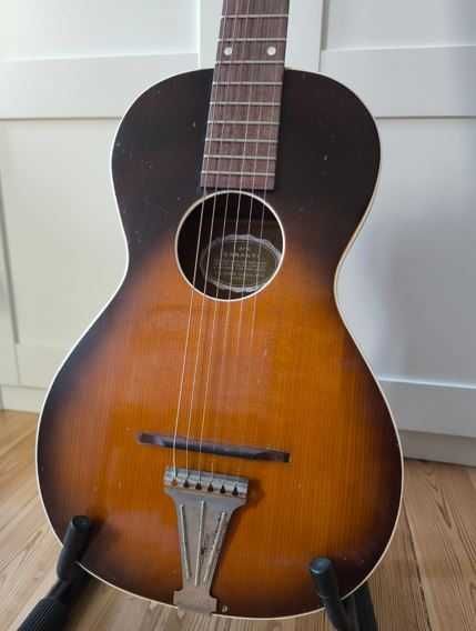 Gitara  akustyczna Levin model 19 parlor