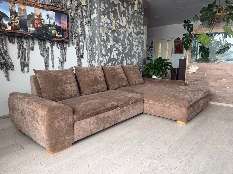 Кутовий розкладний диван(Польща)Стан прекрасний