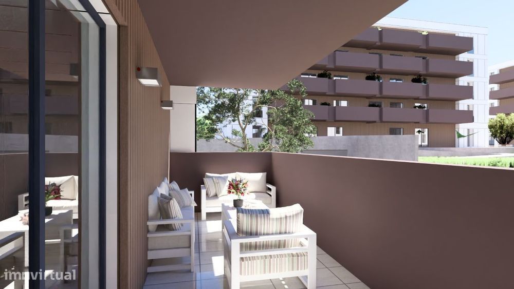 T1 Novo varanda e garagem em condominio com jardim