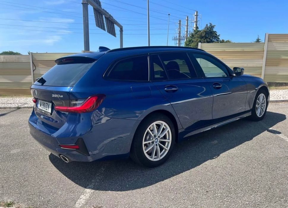 BMW 320e Touring Plug-in Hybrid, 2021