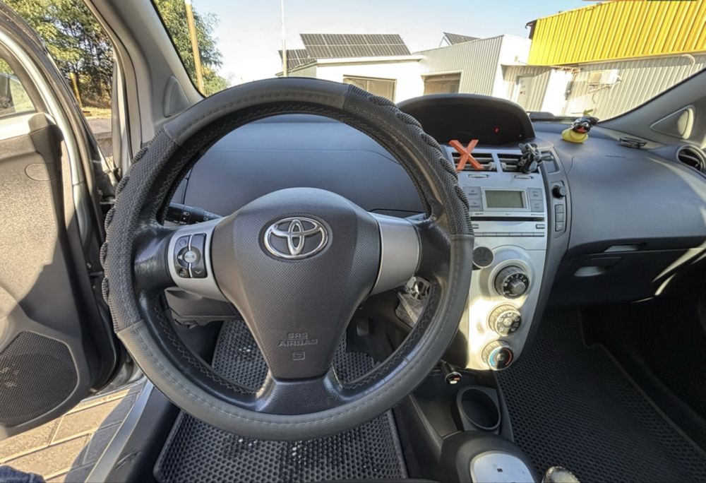 Тайота Ярис Автомат Торг Обмен Супер Слстояние