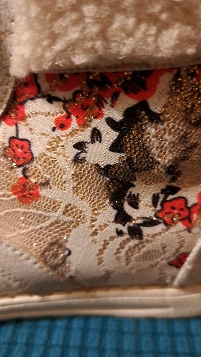 Ocieplane bardzo lekkie buty