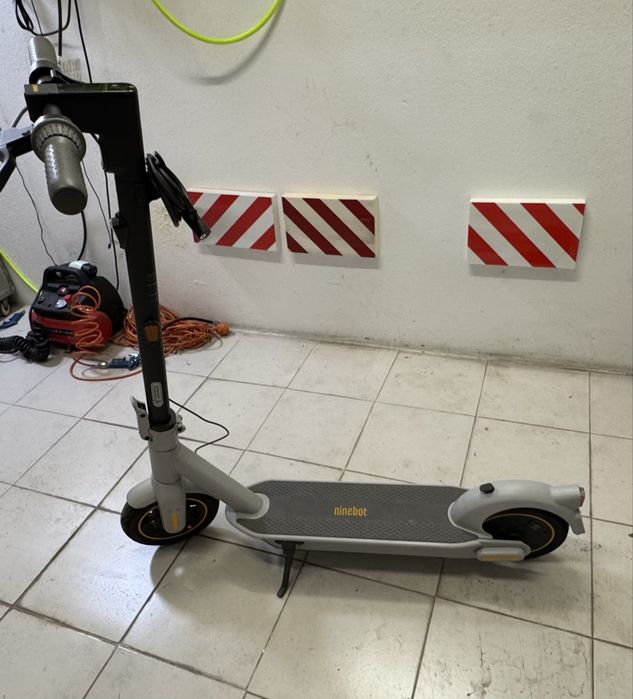 Segway ninebot MAX G30 LE