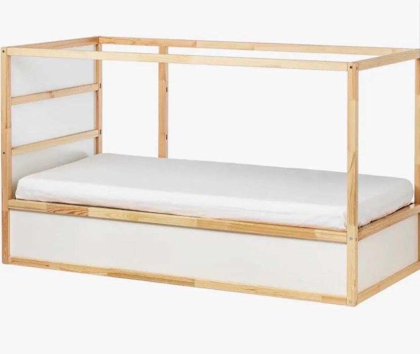 Cama Infantil Reversível (Modelo KURA) + Colchão Incluído