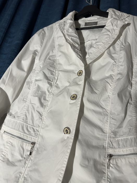 Kurtka wiosenna biała