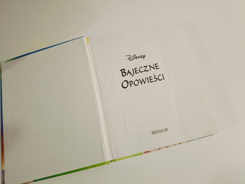Książka Disney bajeczne opowieści 101 dalmatyńczyków Aladyn Bambi król lew Pinokio dumbo