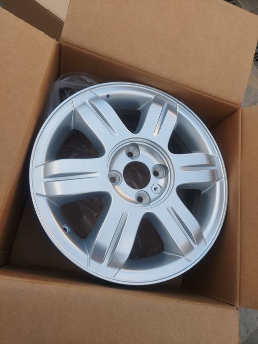Nowe Alufelgi 15" 4x100 Renault Clio Pulse Dacia Logan Sandero Micra