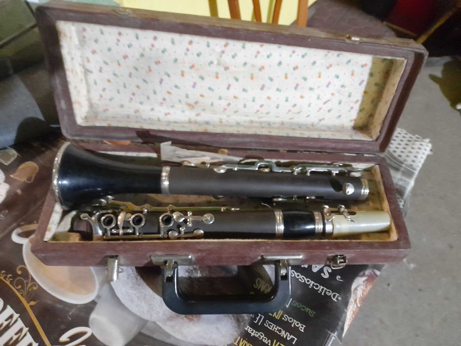 Продам Кларнет ЛКБ