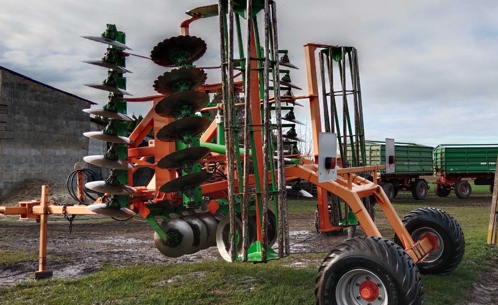 Brona talerzowa talerzówka Agrotom 4,5m