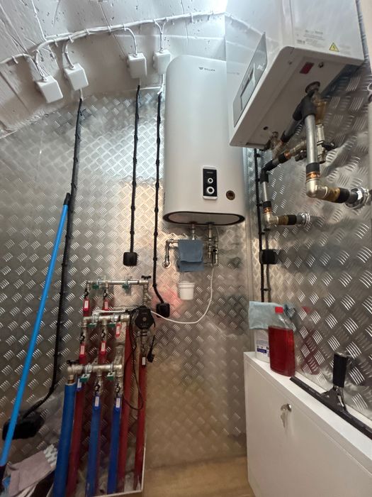 Дуплекс З меблями, Газ, центральні комунікації 3 сотки