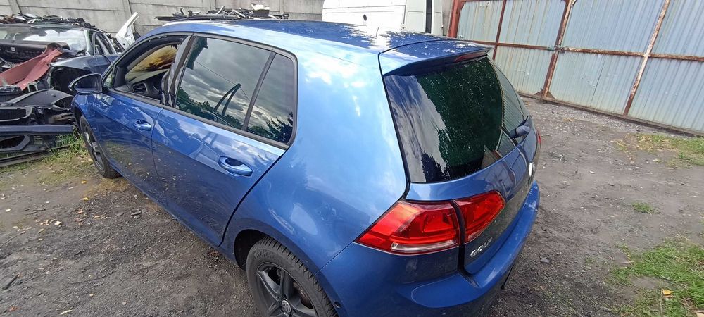 ćwiartka tył tylna błotnik vw golf VII 1.6 tdi lak la5J