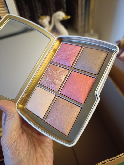 Hourglass Evil Eye Ambient paleta