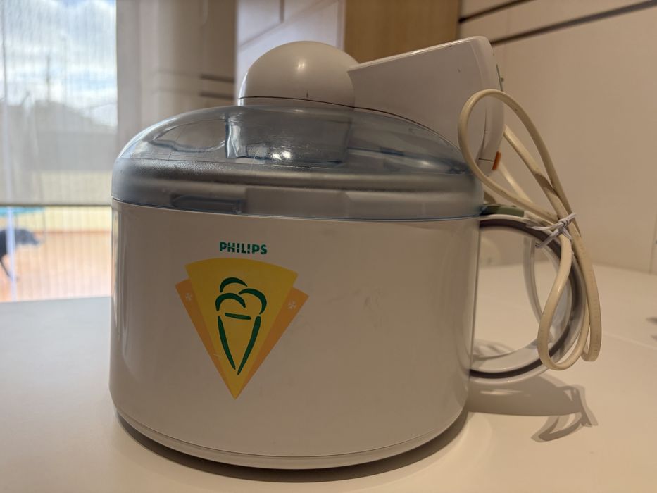Maquina de gelados phillips